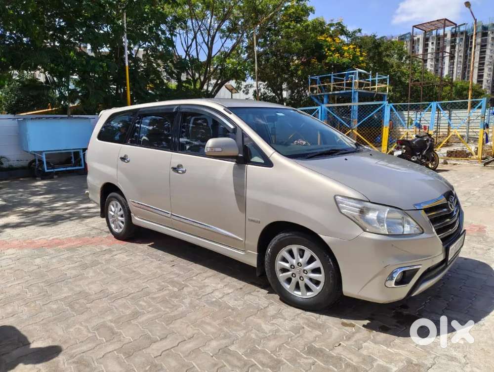 Toyota Innova 2014 Diesel 98000 Km Driven