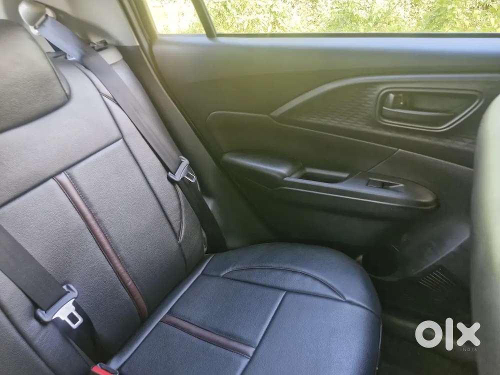 Maruti Suzuki Swift Lxi 2025