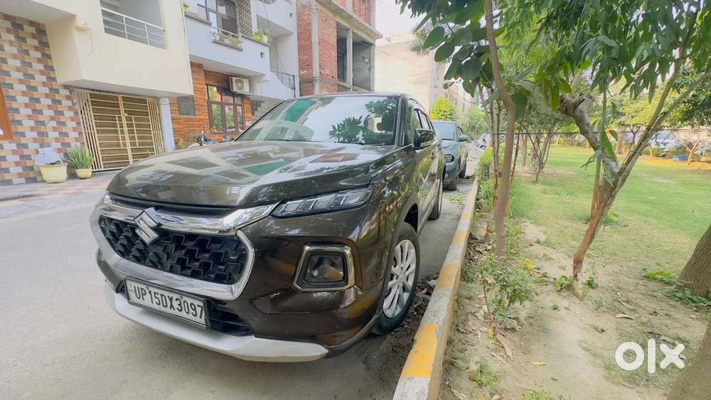 Maruti Suzuki Grand Vitara 2022 Petrol Well Maintained