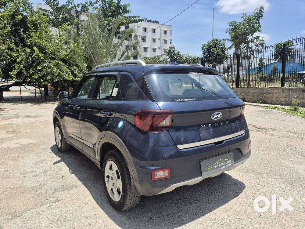 Hyundai Venue 1.2 S Plus, 2021, Petrol