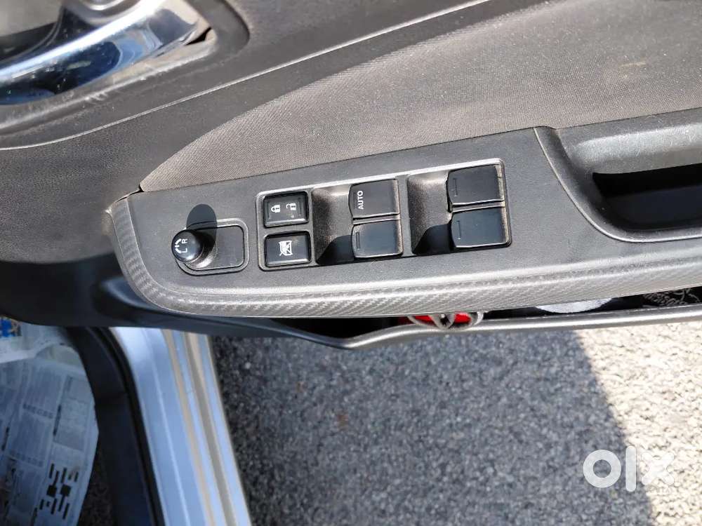 Maruti Suzuki Swift 2022 Petrol 86750 Km Driven