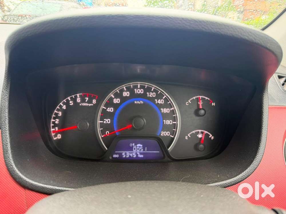 Hyundai Grand I10 Sportz Celebration Edition, 2016, Petrol
