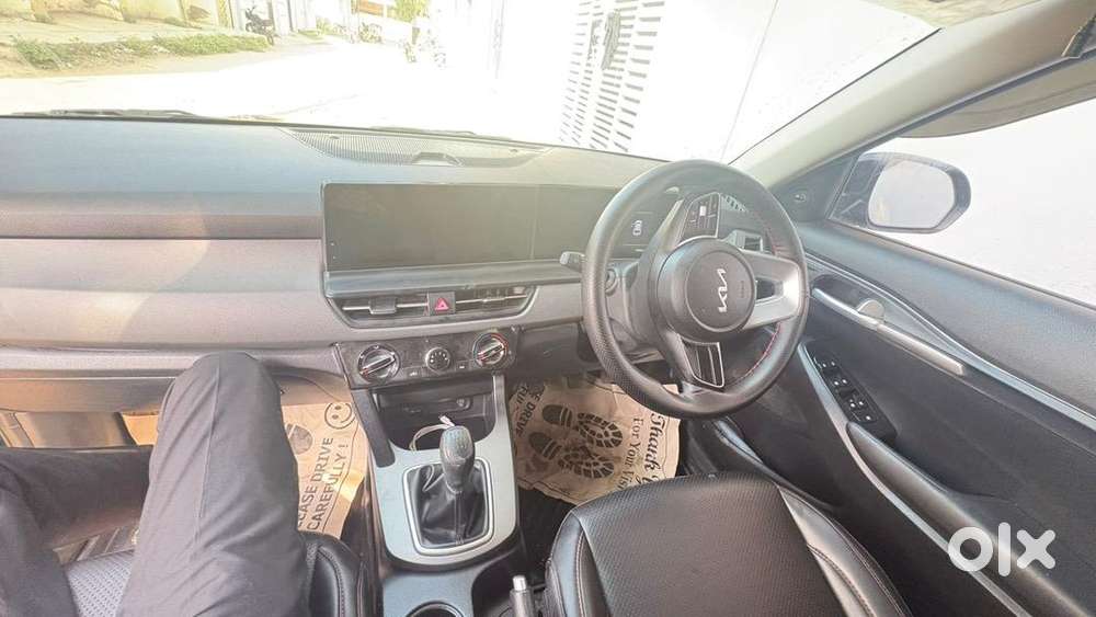 Kia Petrol Car 2024