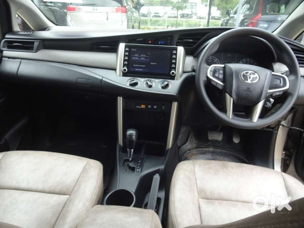 Toyota Innova Crysta 2.8 Gx At 8s, 2022, Diesel