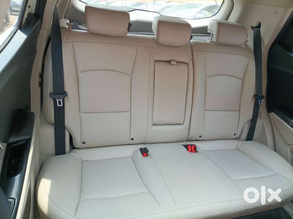 Mahindra Xuv300 W8 Option Diesel, 2022, Diesel