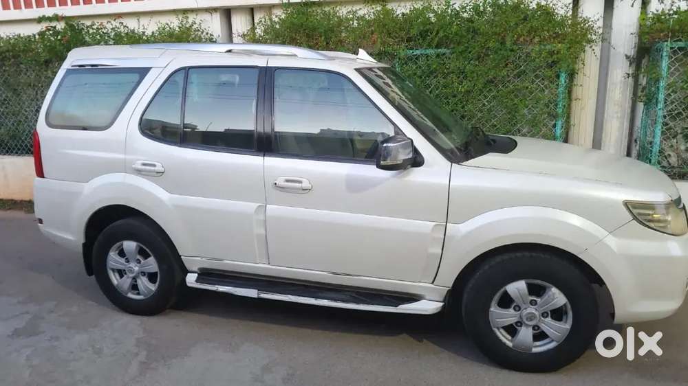 Tata Safari