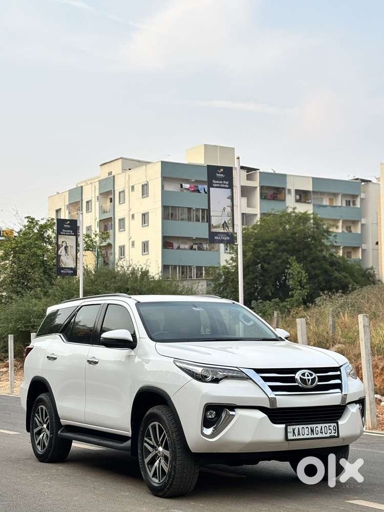 Toyota Fortuner 4x4 Manual Limited Edition, 2020, Diesel