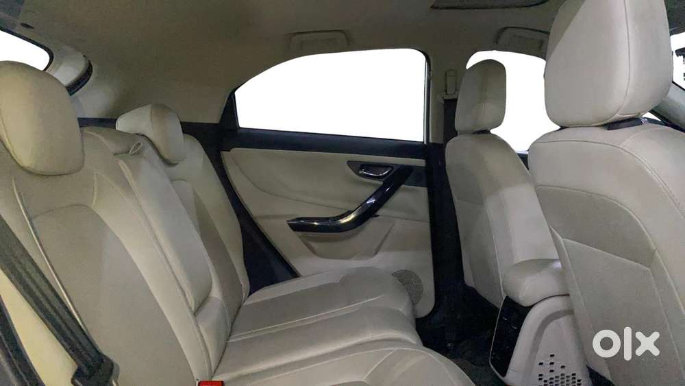 Tata Nexon 1.2 Revotron Xz Plus Premium, 2022, Petrol