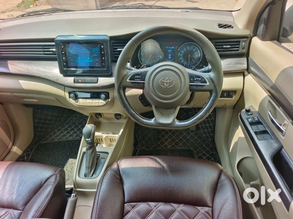 Toyota Rumion V At, 2023, Petrol
