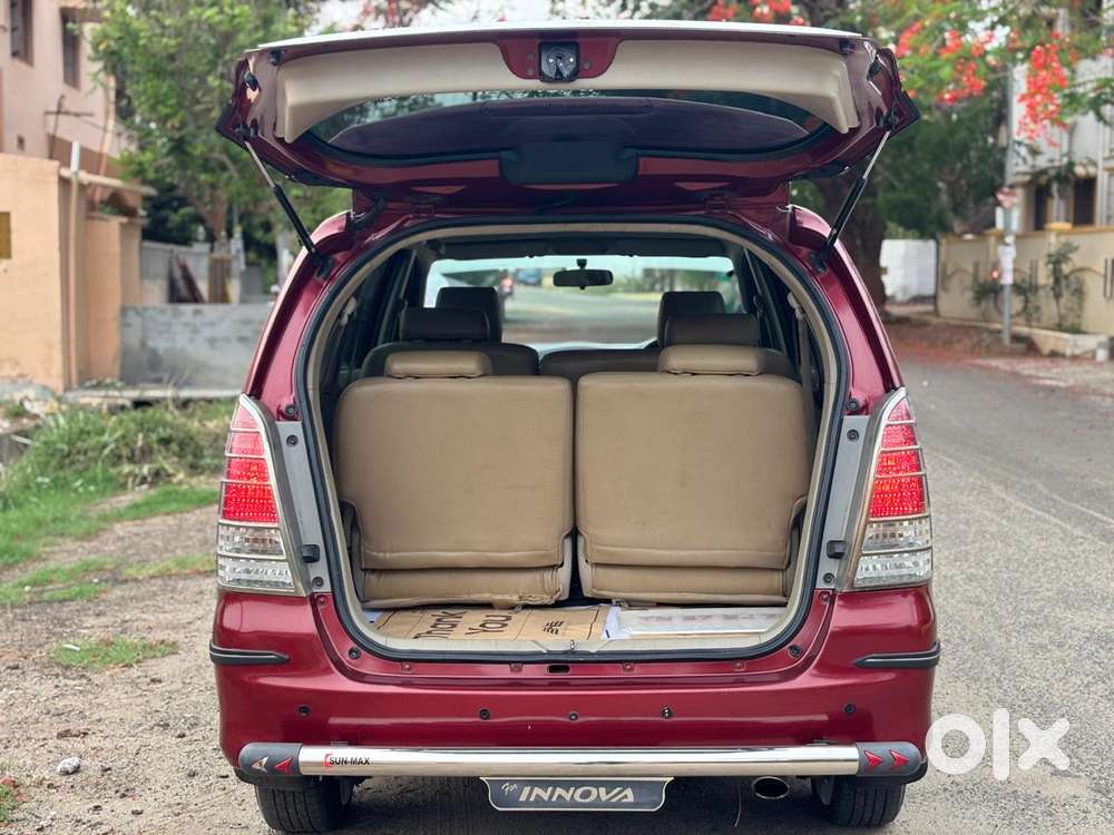 Toyota Innova 2.5 Gx 8 Str Bs-iii, 2010, Diesel