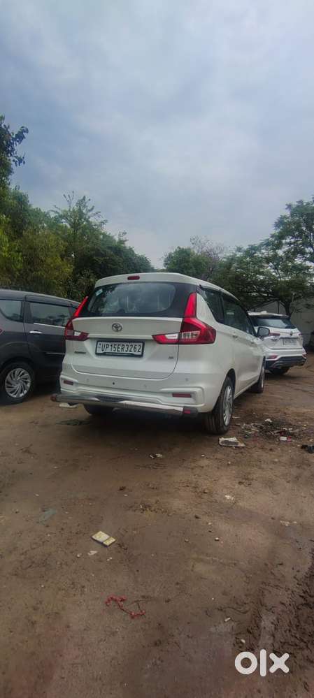 Toyota Rumion S Cng Manual Dual Tone, 2025, Cng & Hybrids