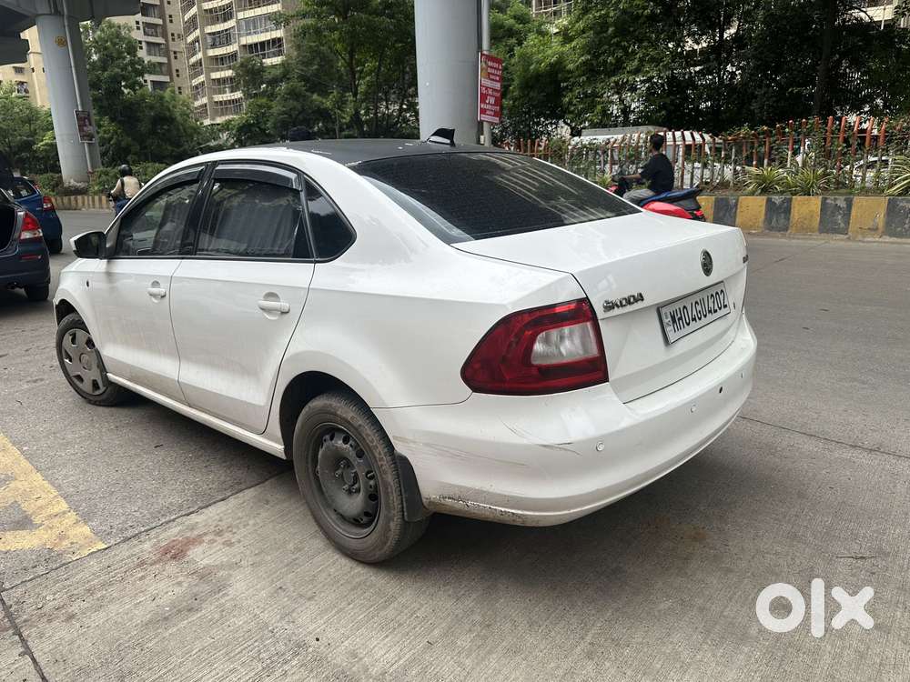 Skoda Rapid 1.6 Mpi Ambition, 2015, Petrol