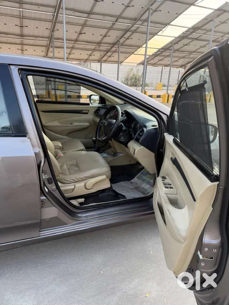 Honda City 2013 Petrol&cng  83650 Km Frist Owner