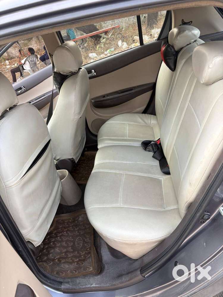 Hyundai I20 2011 Petrol Well Maintained