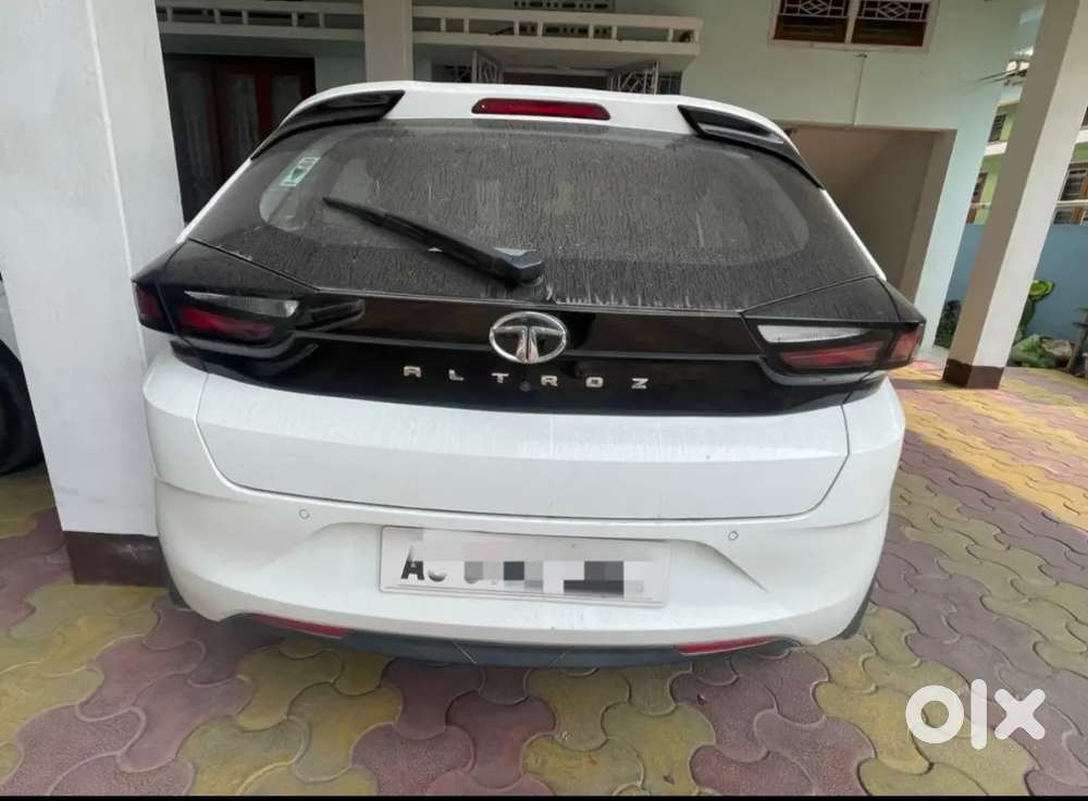 Altroz In Tip Top Condition