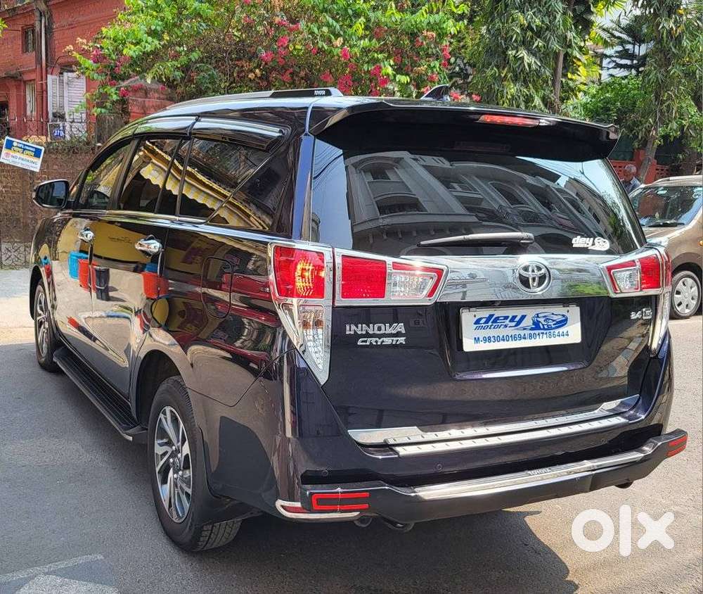 Toyota Innova Crysta [2020-ongoing] 2.4 Gx 8 Str, 2022, Diesel