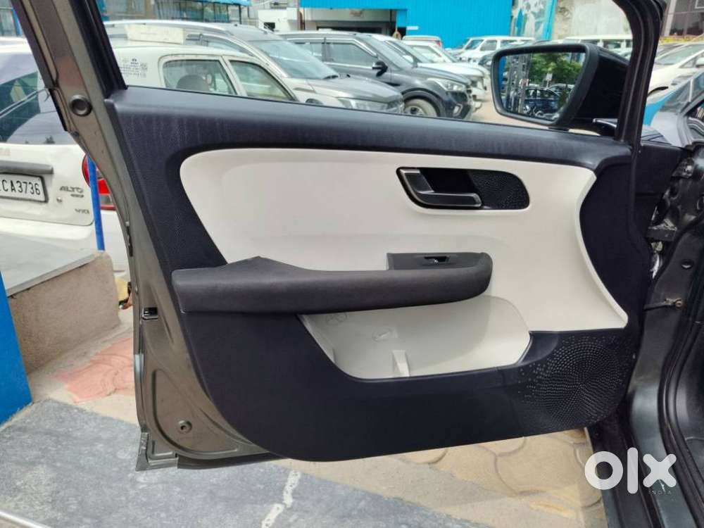 Tata Altroz Xz, 2023, Petrol
