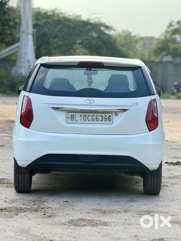 Tata Bolt Revotron Xe, 2015, Petrol