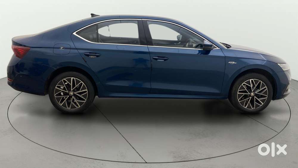 Skoda Octavia 2.0 L K Tsi At, 2021, Petrol