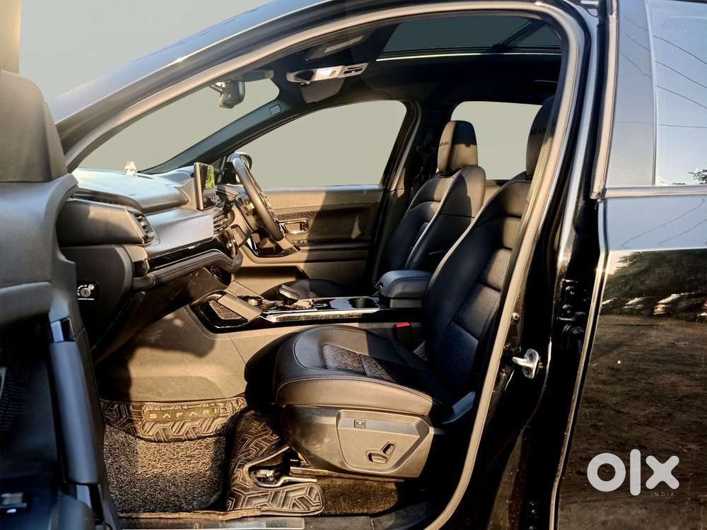 Tata Safari Accomplished Dark Edition At, 2024, Diesel