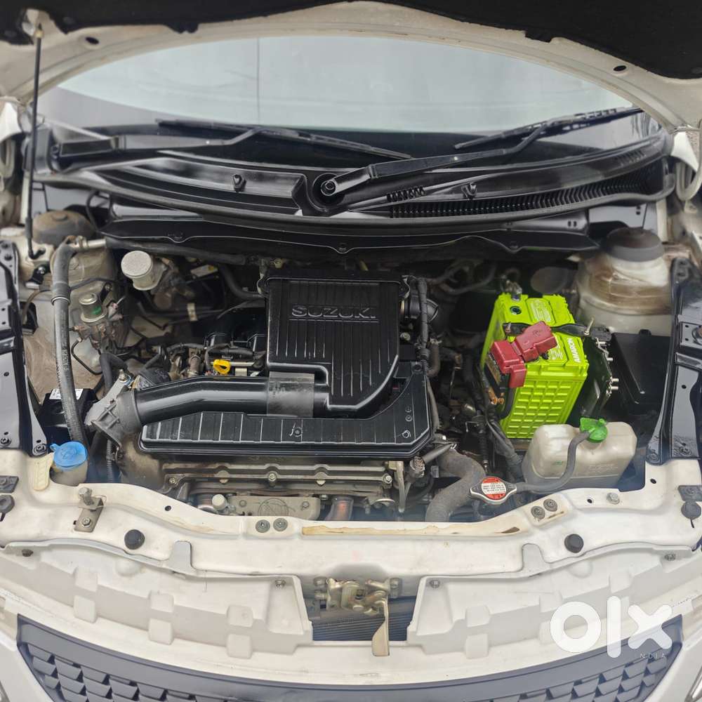 Maruti Suzuki Swift Vxi, 2012, Petrol