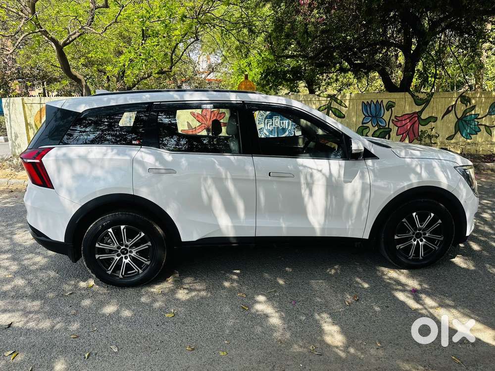 Mahindra Xuv700 2.0 Ax 7 Petrol At Luxury Pack Str, 2025, Diesel