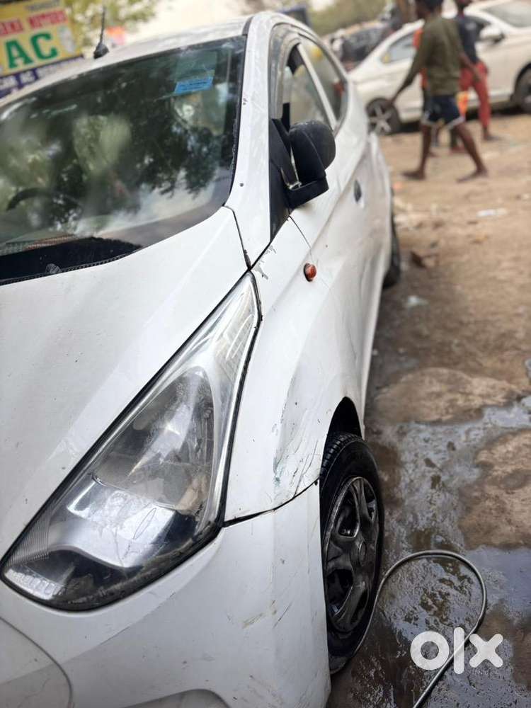 Hyundai Eon 2012 Cng & Hybrids Well Maintained