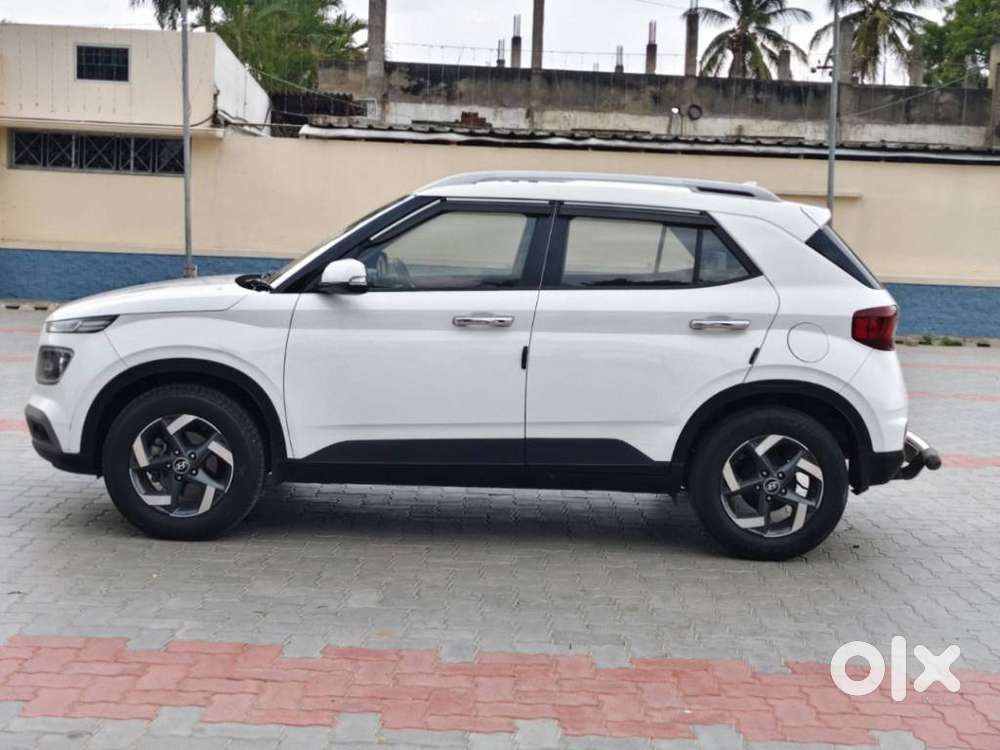 Hyundai Venue Sx Plus Turbo Dct, 2020, Petrol