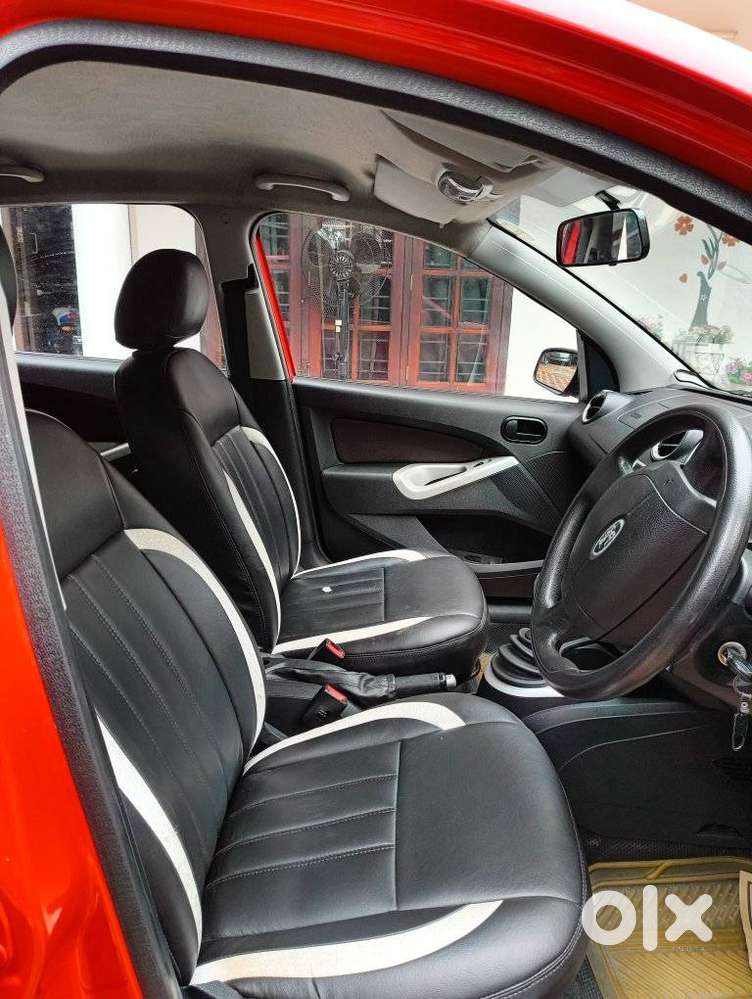 Ford Figo 1.2p Titanium Mt, 2012, Petrol