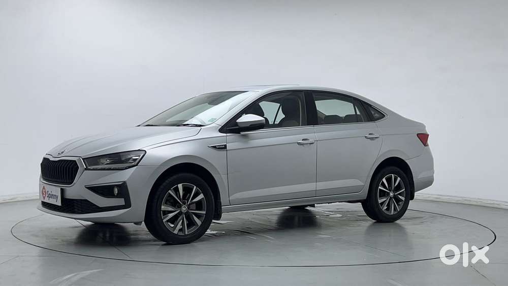 Skoda Slavia Style 1.0l Tsi Mt, 2022, Petrol