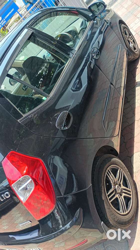 Hyundai I10 Sportz, 2011, Petrol