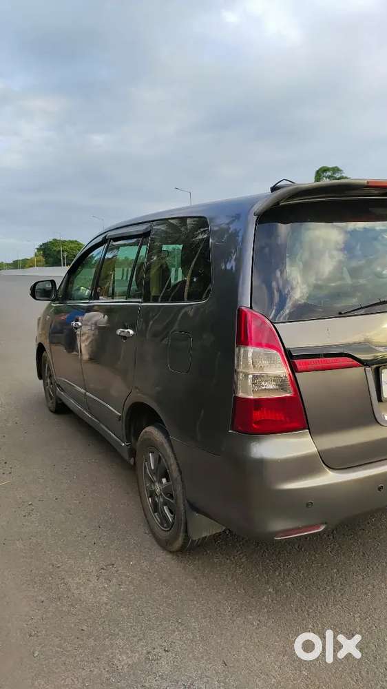 Urgent Sale Toyota Innova Diesel Manual 2014