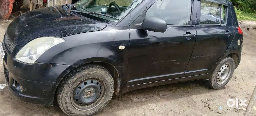Maruti Swift Lxi 207 Petrol