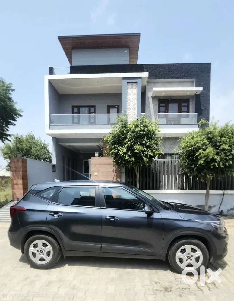 Brand New Condition Kia Seltos Diesel Car.