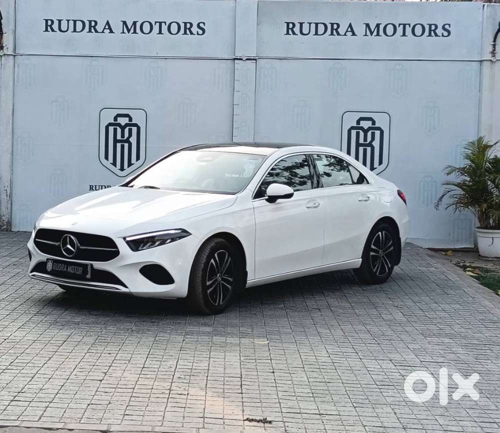 Mercedes-benz A-class Limousine 200, 2023, Petrol