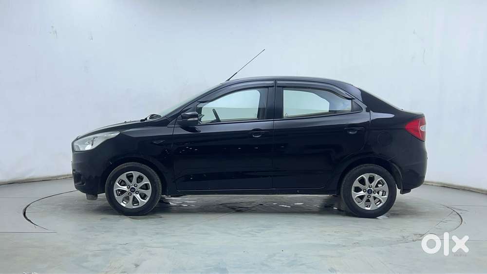 Ford Figo Aspire Titanium, 2017, Petrol
