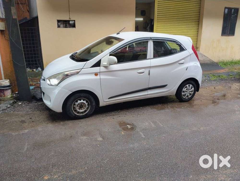 Hyundai Eon Era +, 2017, Petrol