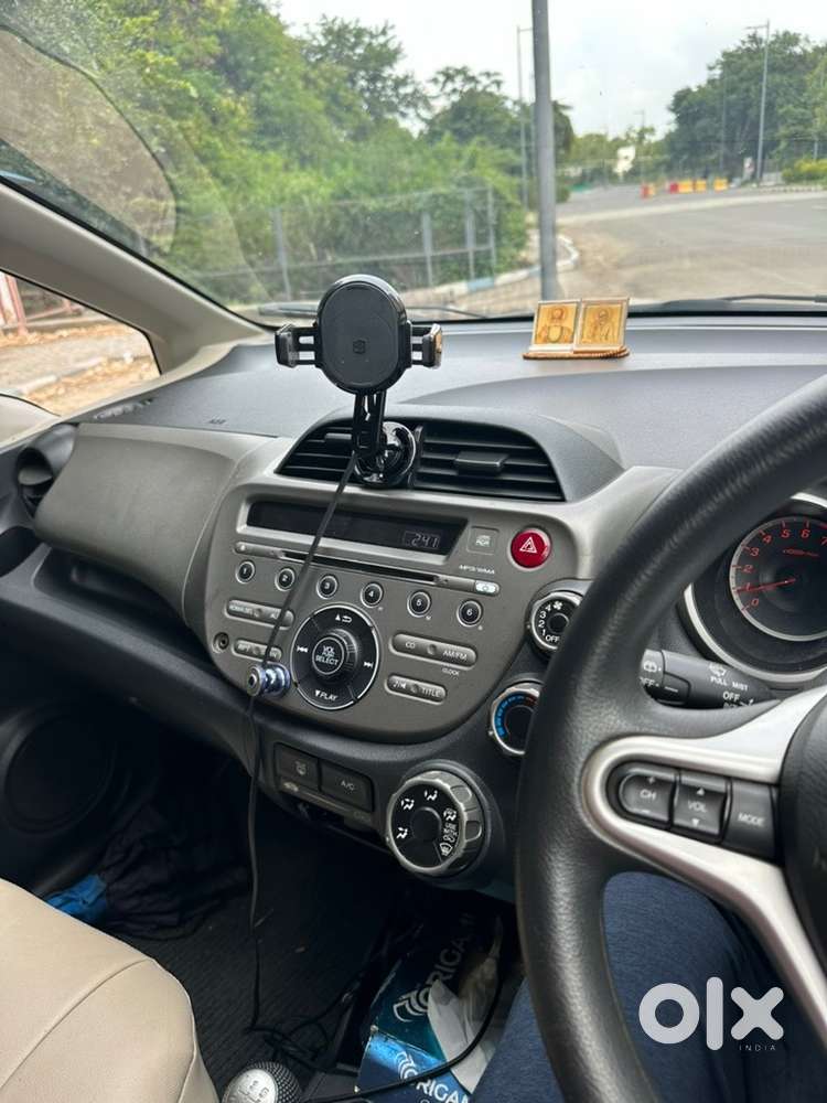 1st Owner's Honda Jazz 2009 Petrol 50000 Km Driven