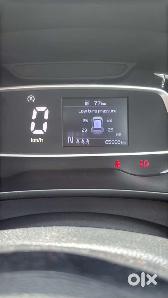 Kia Sonet Petrol 2023