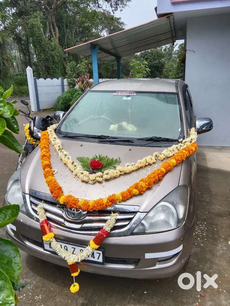 Toyota Innova 2008 Diesel 225000 Km Drive