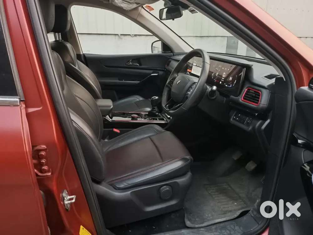 Mahindra Xuv700 2025