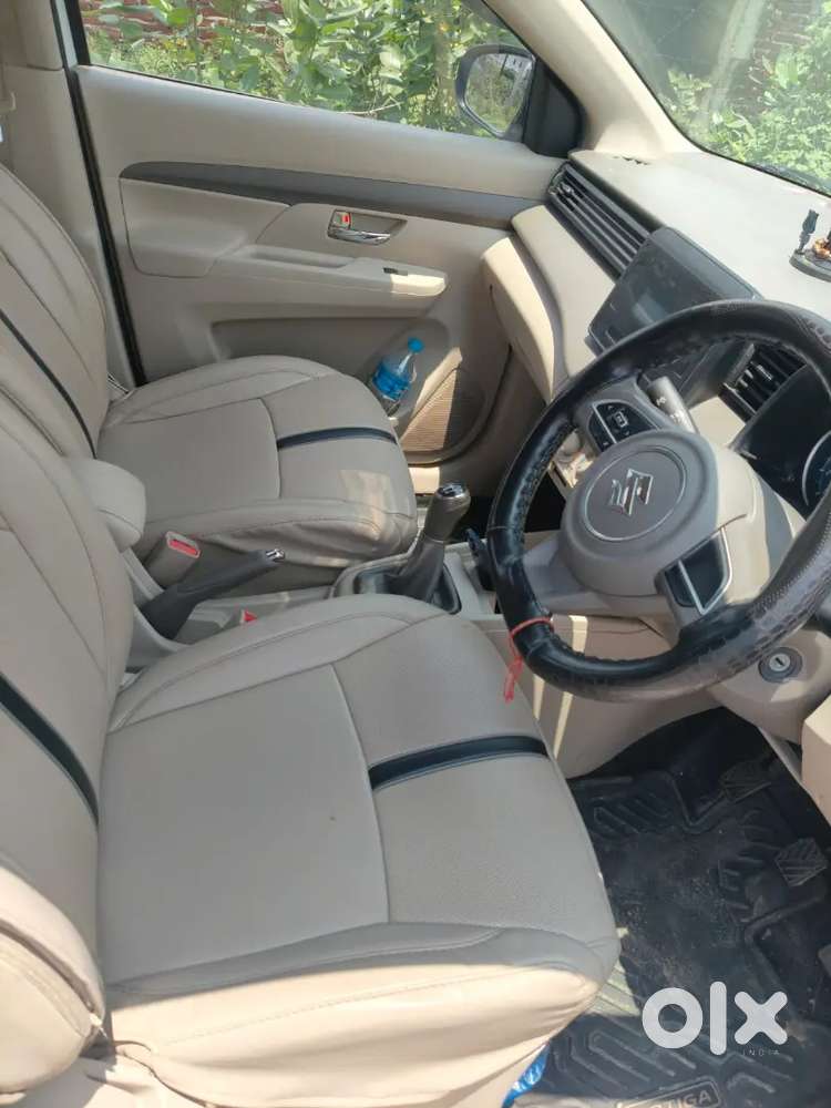 Maruti Suzuki Ertiga Vxi 2025