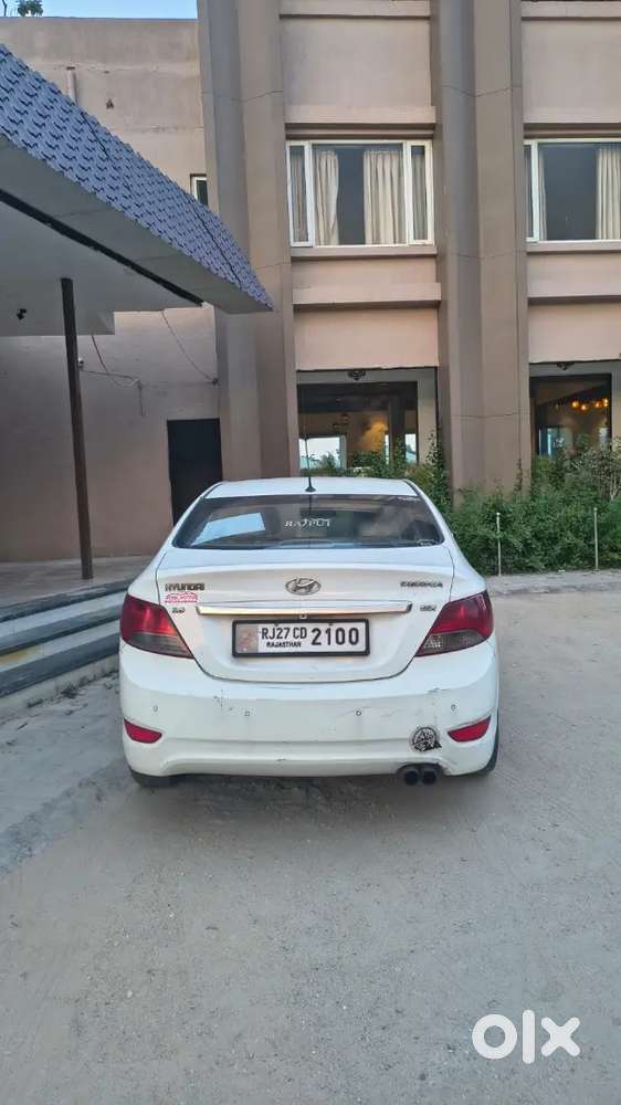 Hyundai Verna 1.5 Sx 2012