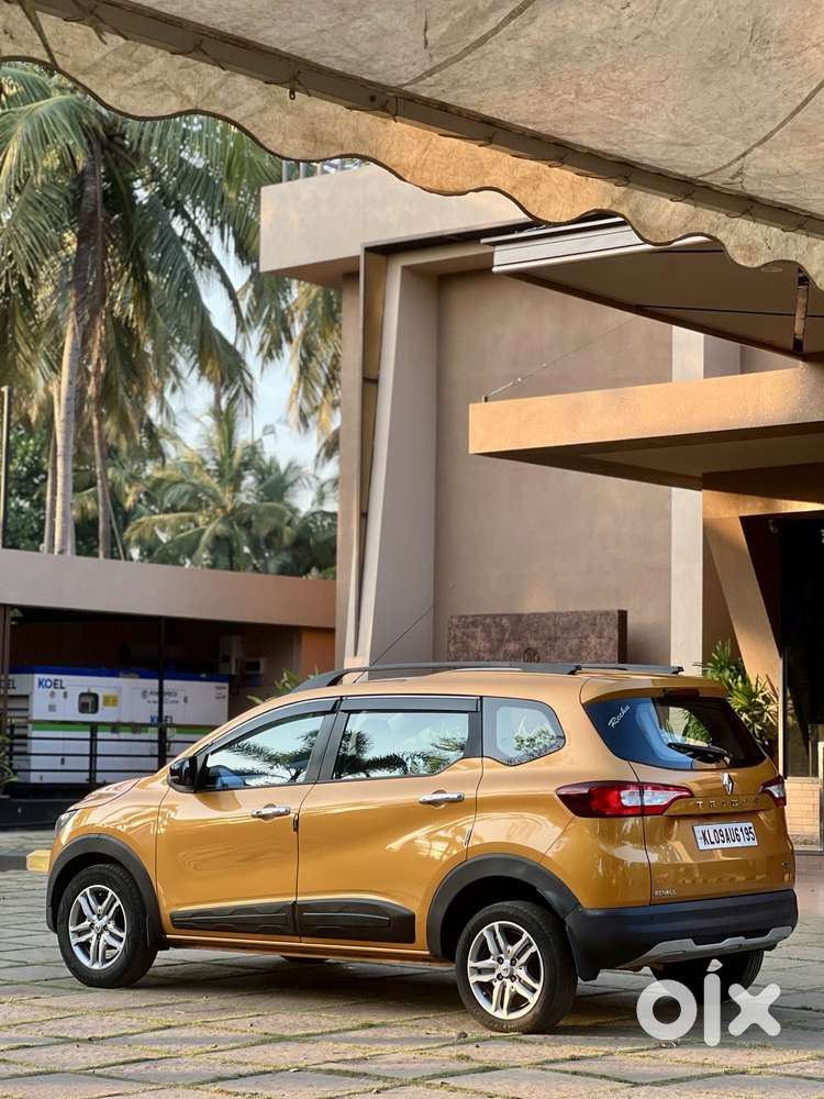 Renault Triber Rxz Easy-r Amt, 2021, Petrol