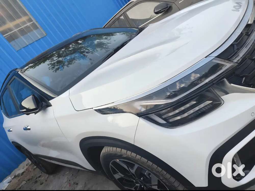 2024  Kia Seltos Mint Condition (low Kms)