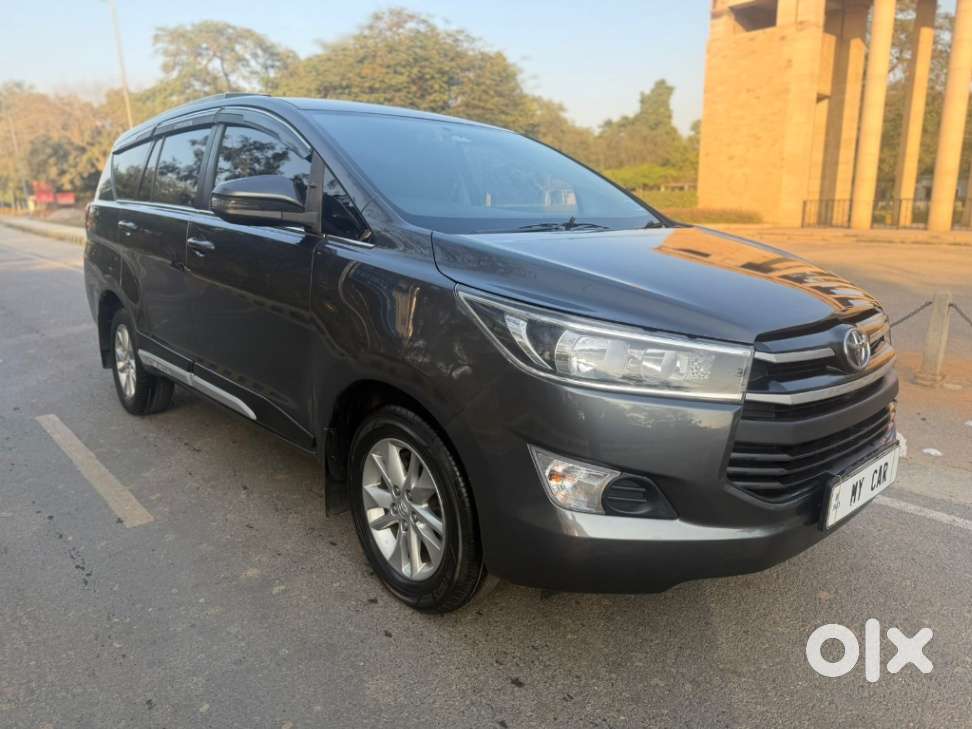Toyota Innova Crysta