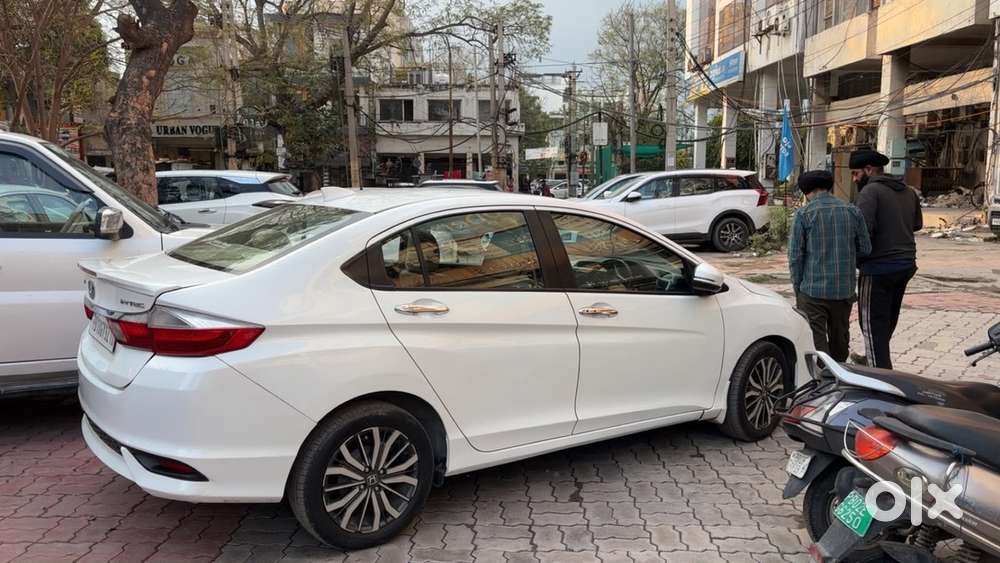 Honda City V At 218