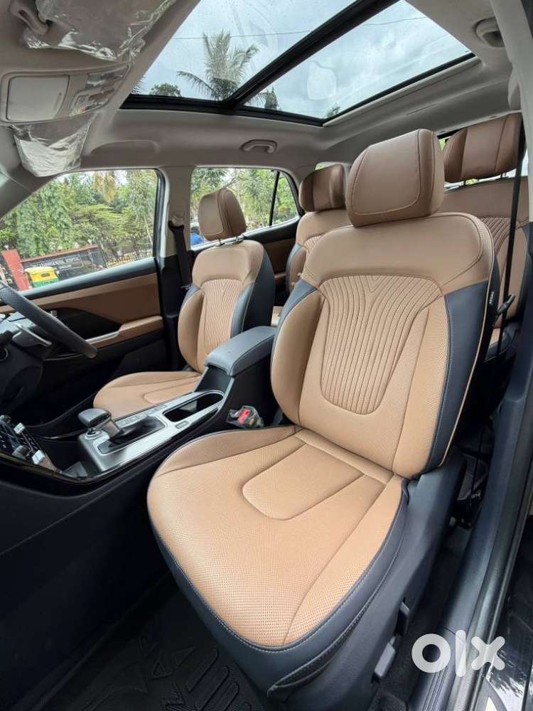 Hyundai Alcazar Signature 1.5 Petrol Dct 6str, 2025, Petrol