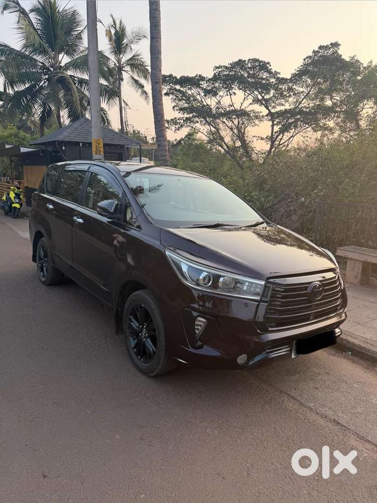 Toyota Innova Crysta 2.8z