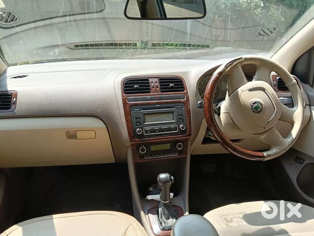Skoda Rapid 1.6 Mpi At Elegance, 2012, Petrol